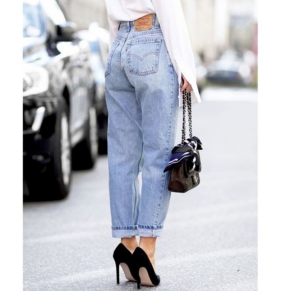 Levi's 560 high-rise mom jeans